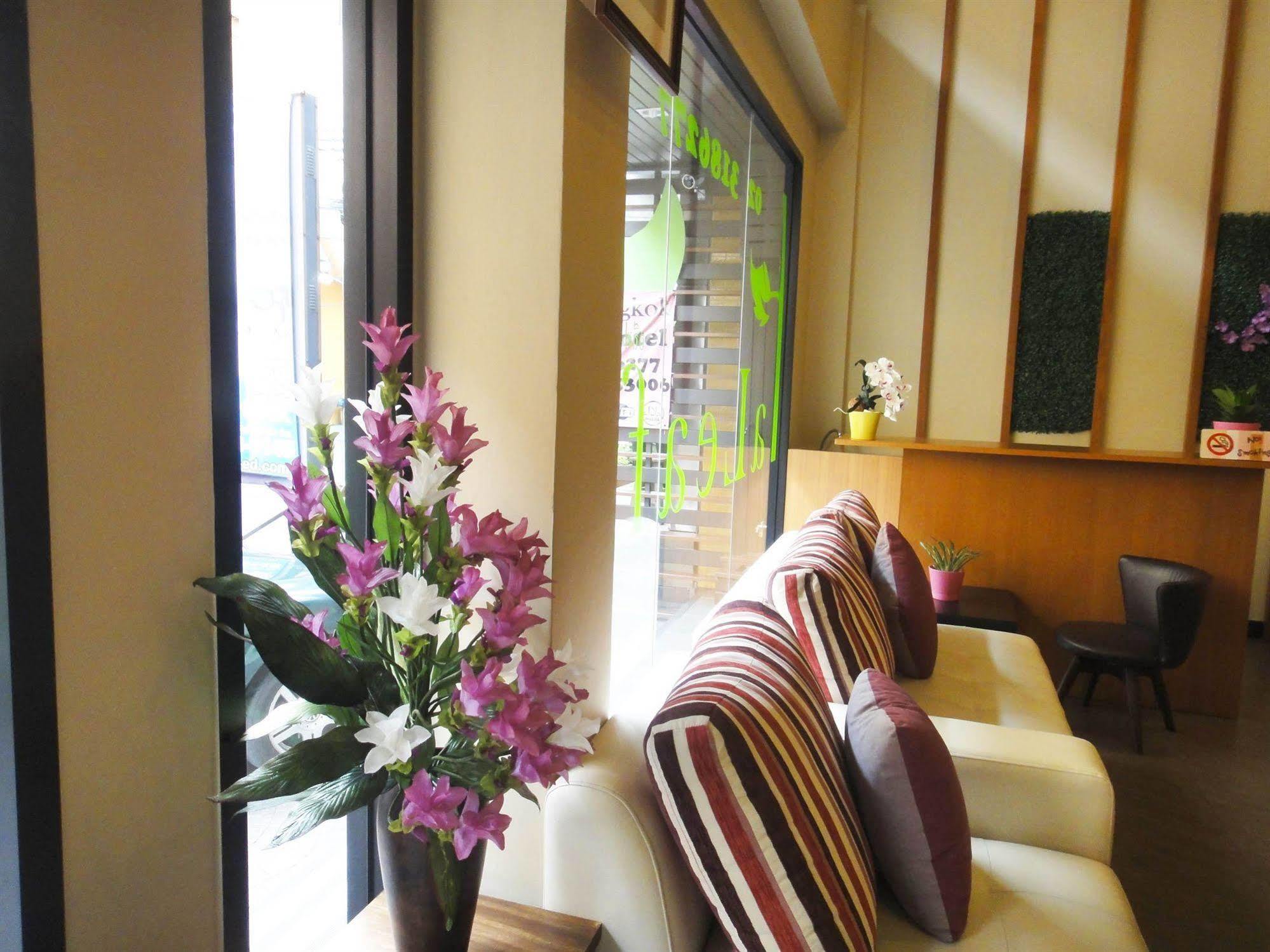 Aleaf Bangkok Hotell Exteriör bild