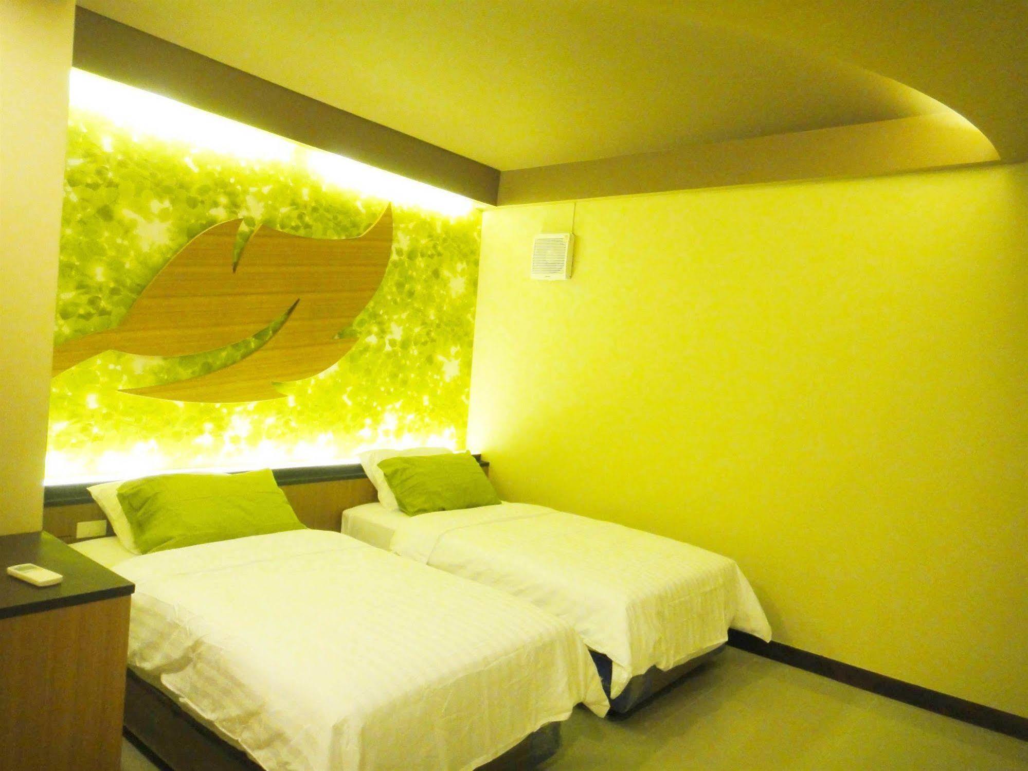 Aleaf Bangkok Hotell Exteriör bild