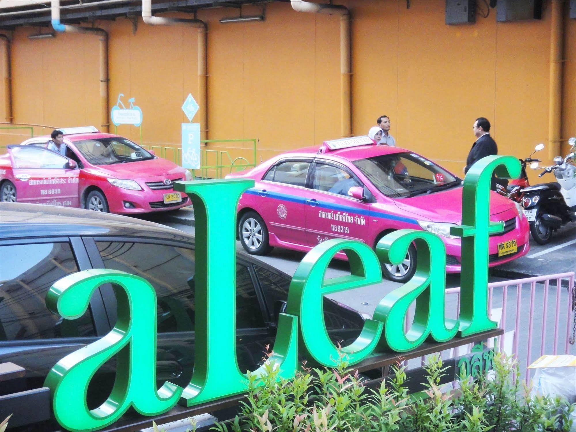 Aleaf Bangkok Hotell Exteriör bild