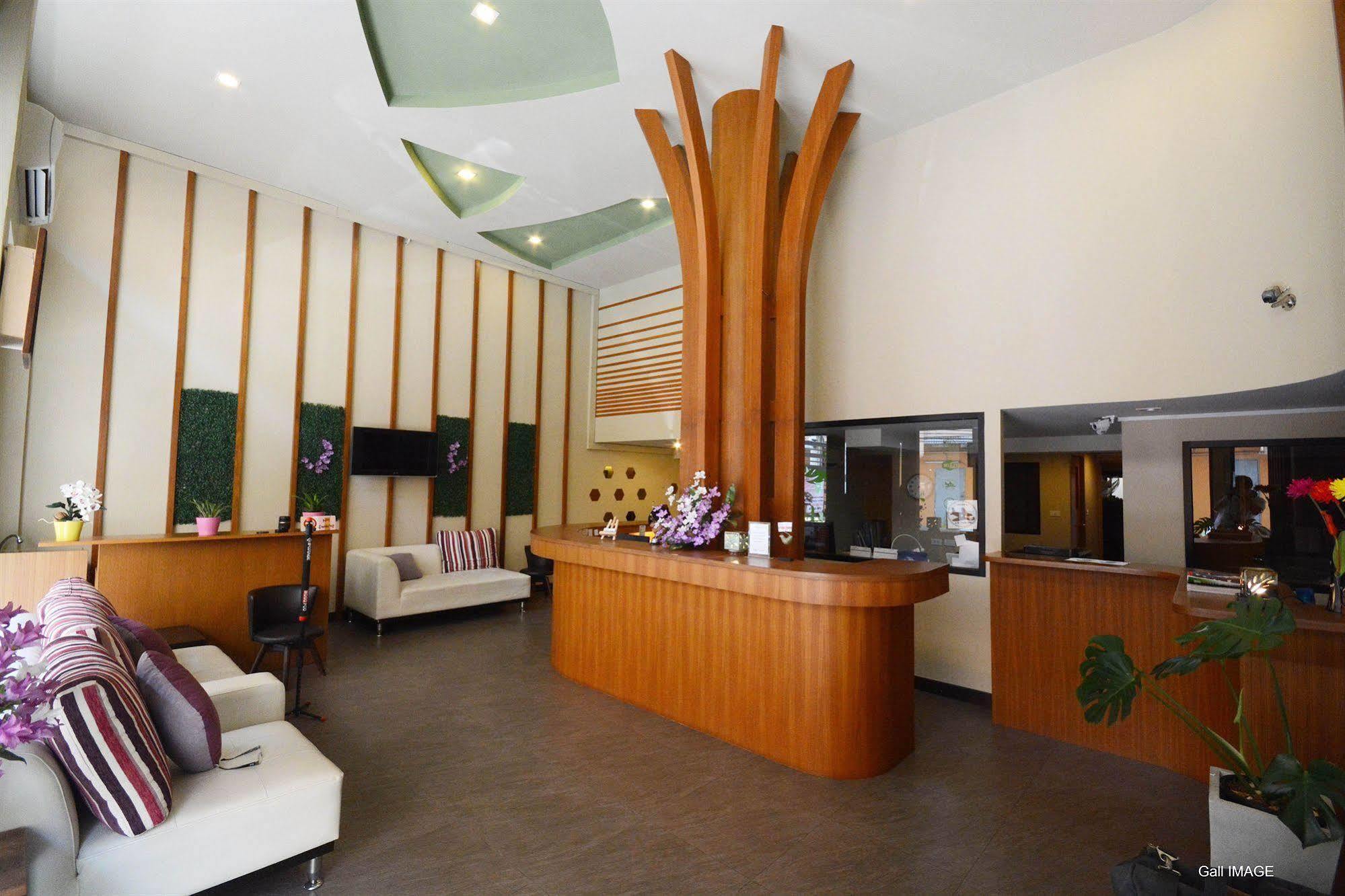 Aleaf Bangkok Hotell Exteriör bild