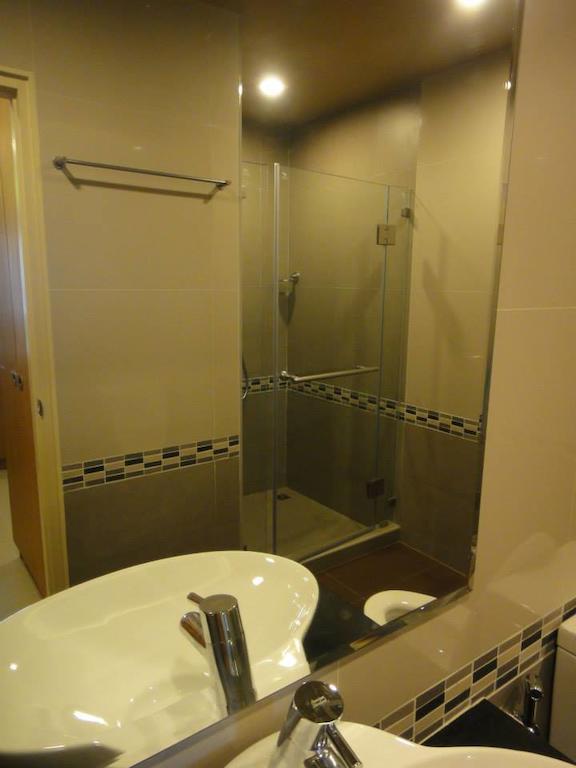 Aleaf Bangkok Hotell Rum bild